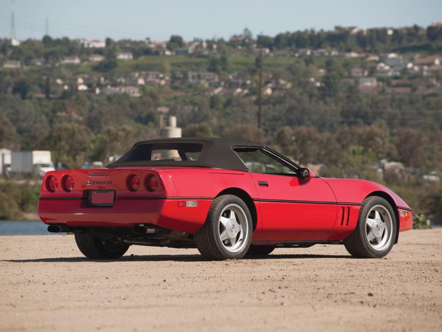  Callaway Twin Turbo Corvette Convertible 1989 года  (фото 2 из 4)